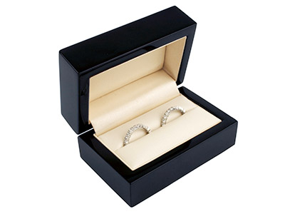 Wooden Double Ring Box, Black      Colour
