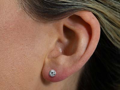Safe Pierce Pro Titanium 4mm Bezel Set 3mm Clear Crystal Hat Back Ear Piercing Studs - Standard Image - 5